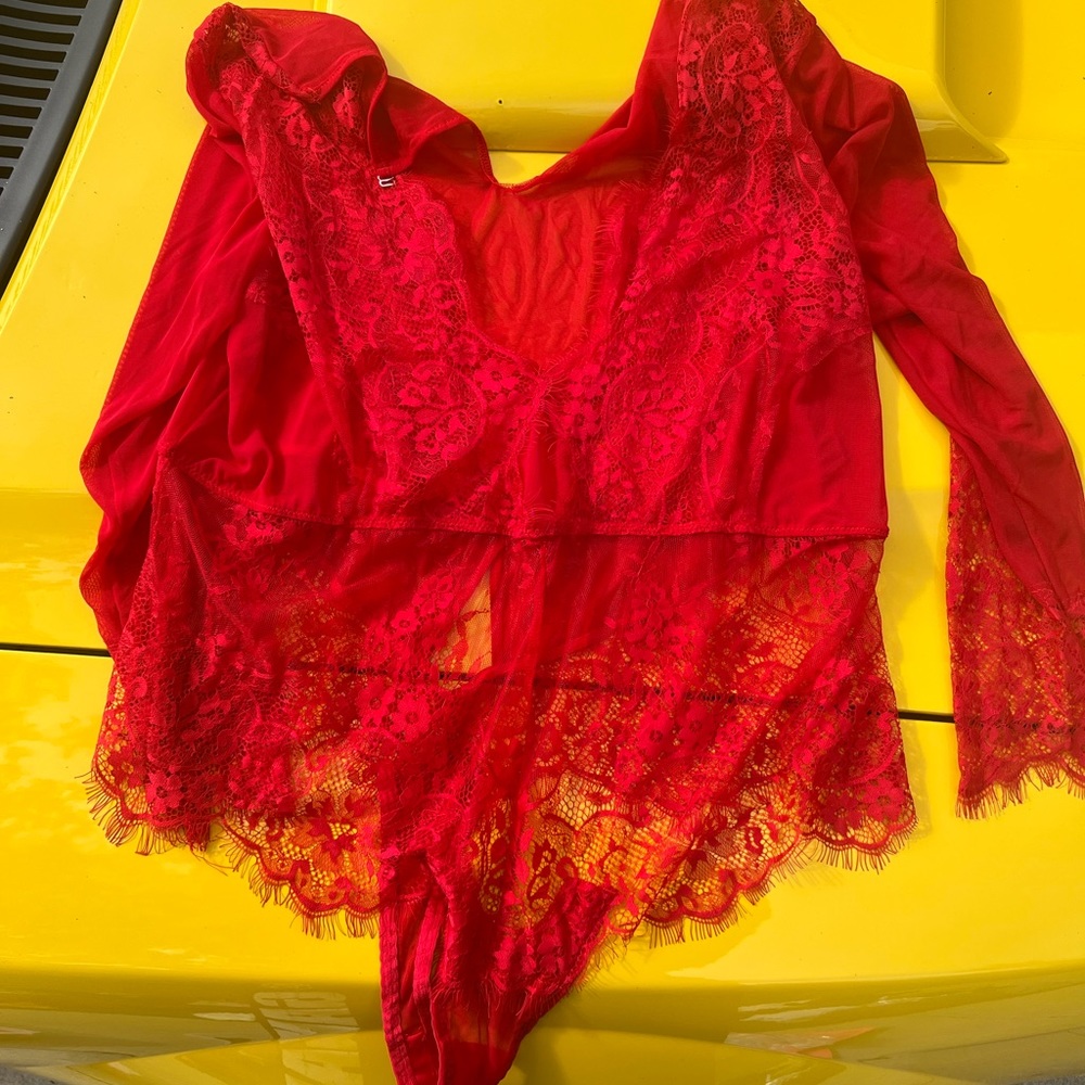 BNWT Plus Size Red Sheer Lace Bodysuit ❤️😍